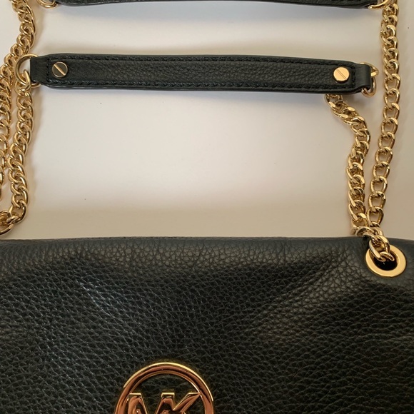 Michael Kors Fulton Purse - Picture 4 of 8